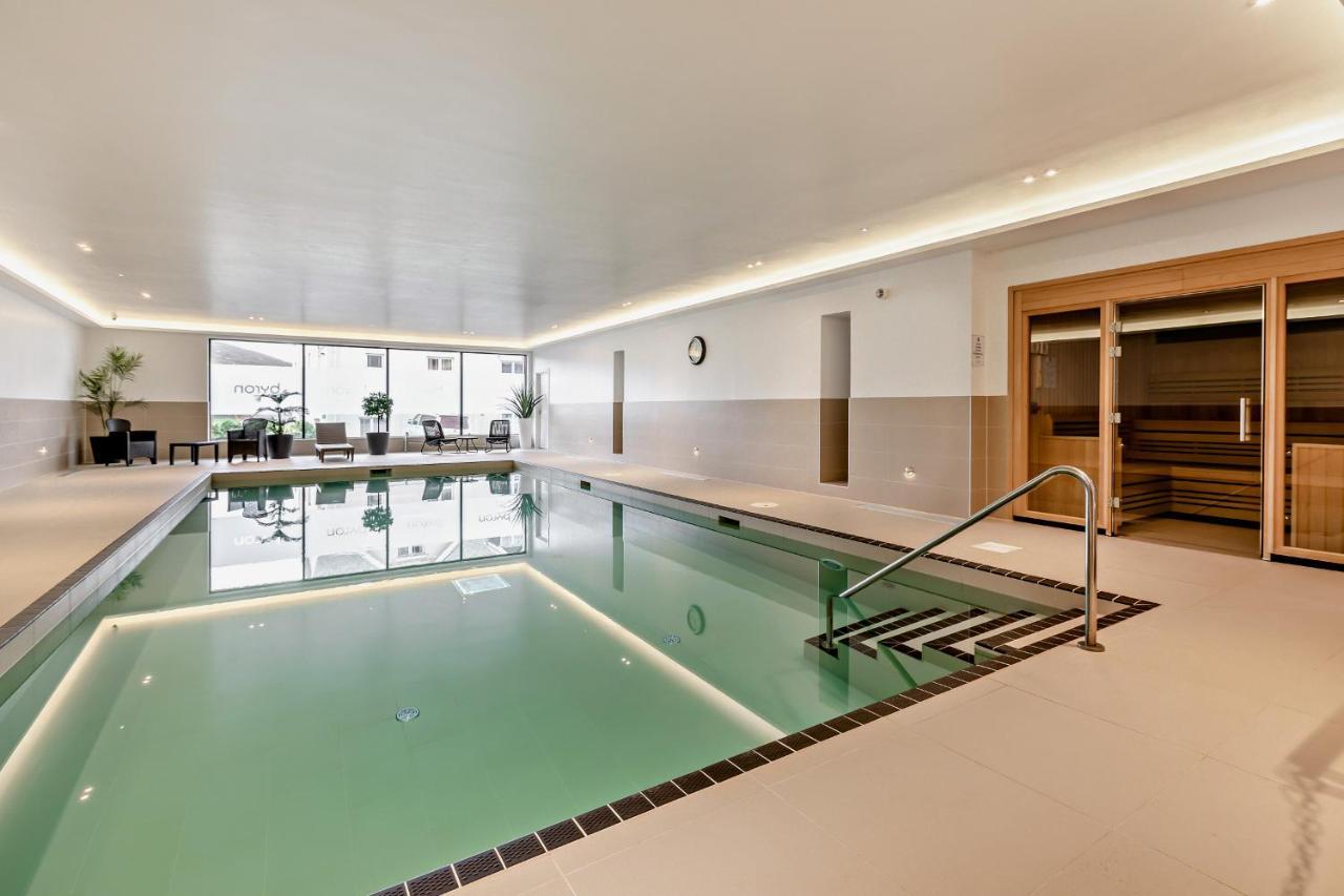 5 Middlecombe - Luxury Apartment At Byron Woolacombe, Only 4 Minute Walk To Woolacombe Beach! Zewnętrze zdjęcie